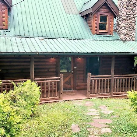 Bear Pleasures Villa Гетлинбург Екстериор снимка