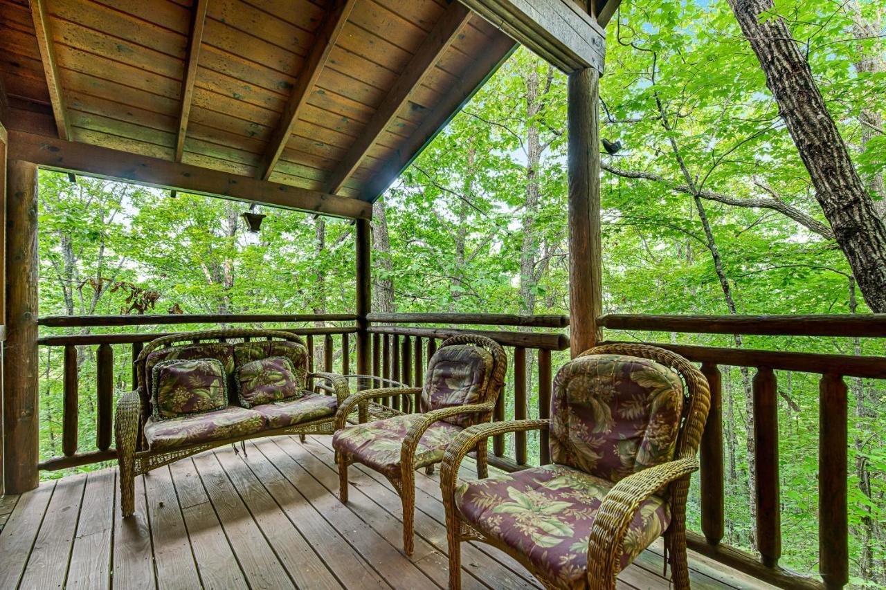 Bear Pleasures Villa Гетлинбург Екстериор снимка