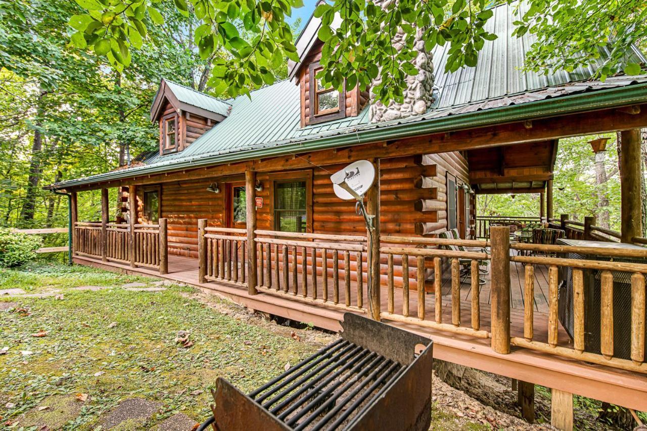 Bear Pleasures Villa Гетлинбург Екстериор снимка